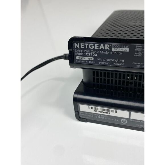 NETGEAR C3700 N600 Wireless WiFi Docsis 3.0 Cable Modem Router Black BX1423 - Picture 3 of 5